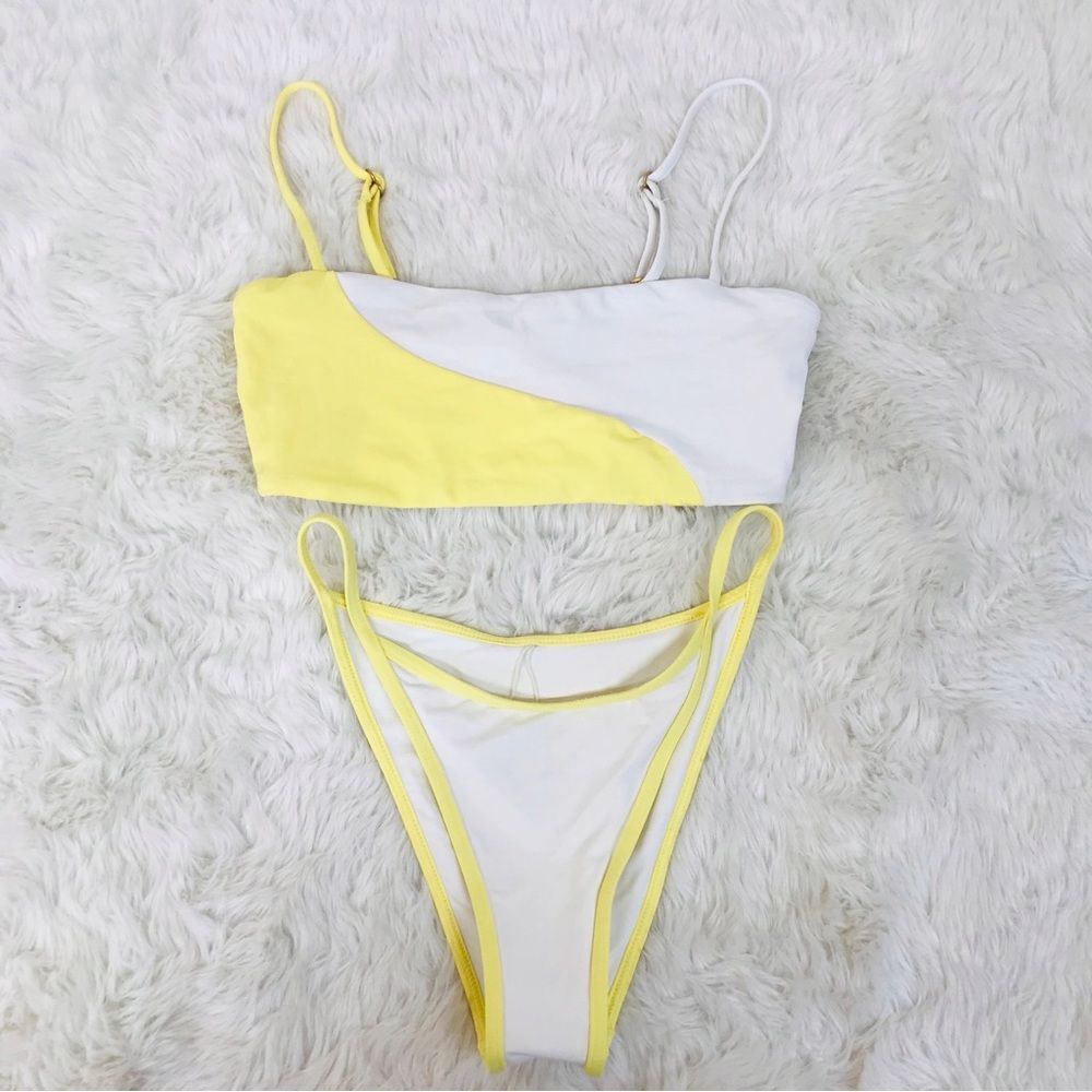 L*Space Ari Bikini Top Tommy String Bikini Bottom… - image 1